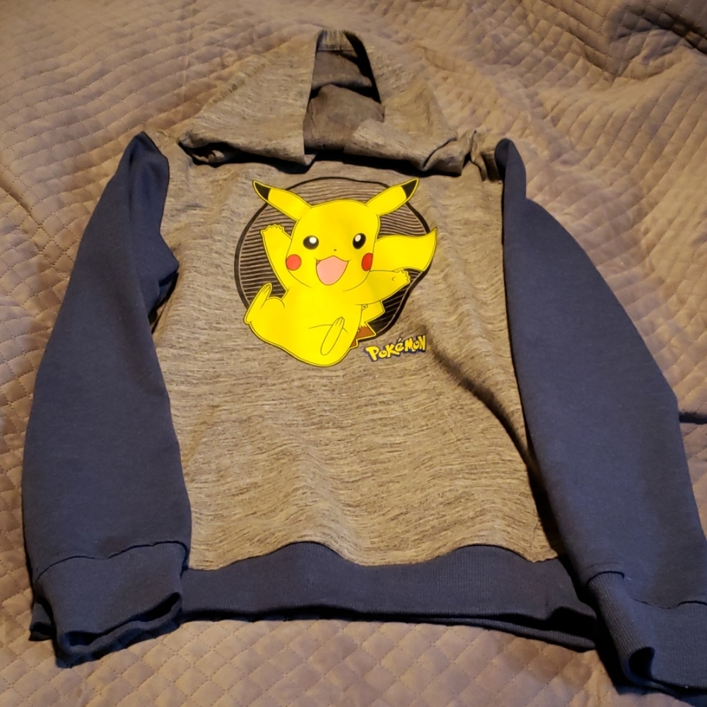 NWOT Pokemon Pikachu hoodie